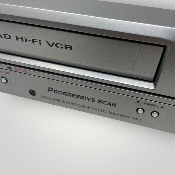 Vintage Sanyo VCR DVD Combo Player DVW-7200 Discontinued - Picture 2 of 4